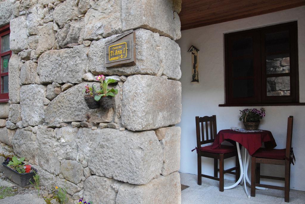 Hostal Casas Da Ribeira Seia Exterior foto